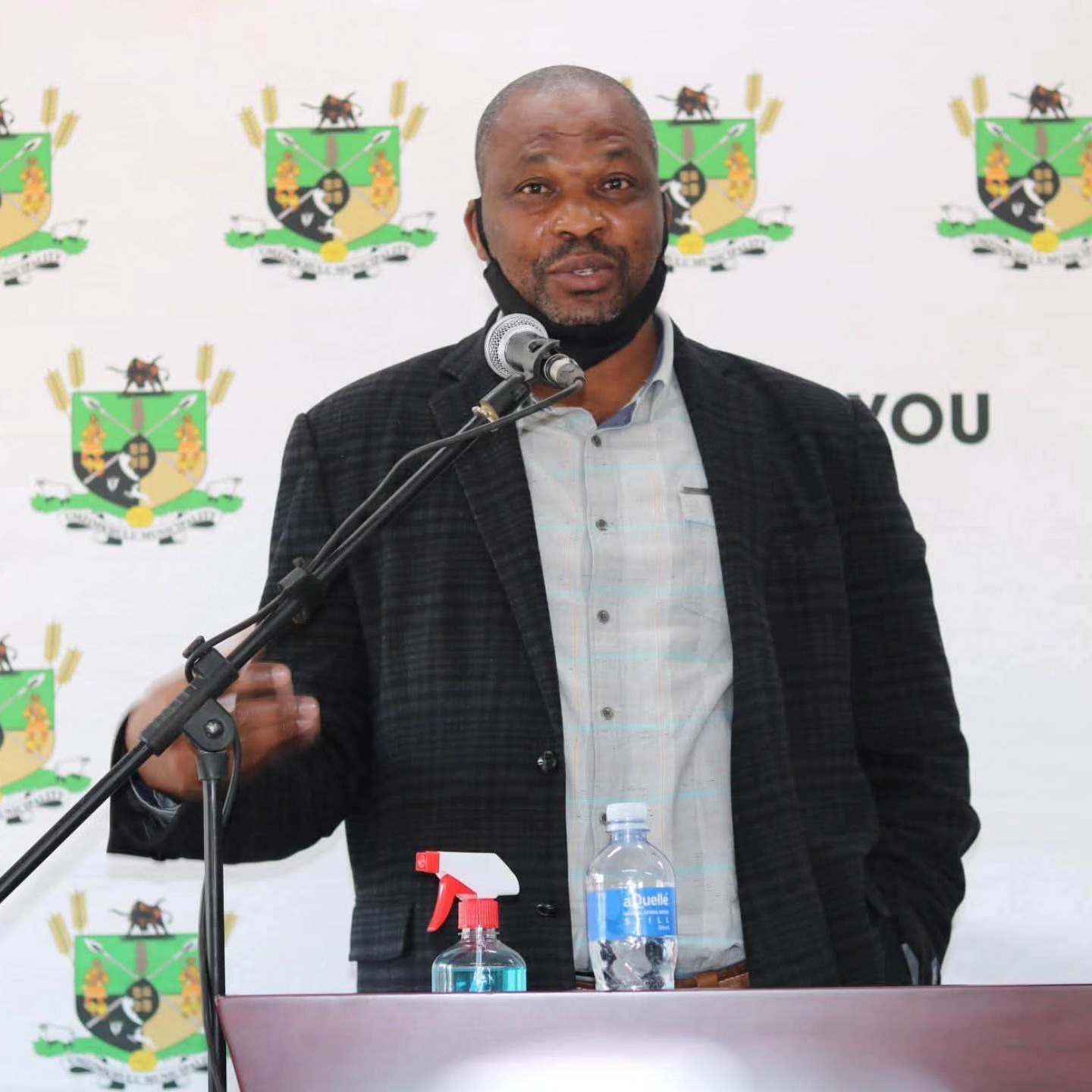Uvele enkantolo umsolwa osolwa ngokuba nguNgqondongqo kwelukubulala uMagaqa