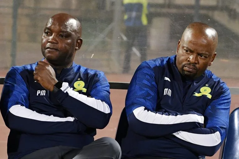 Bakhonjwa eqenjini lesizwe oPitso noManqoba
