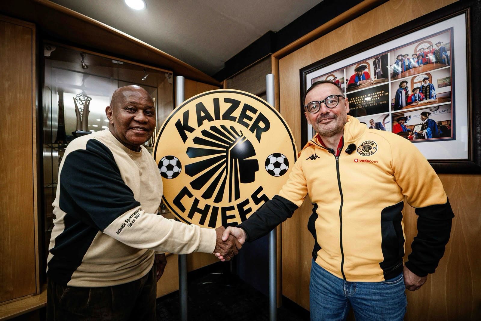 Ngiyaqonda ukuthi iyini iKaizer Chiefs