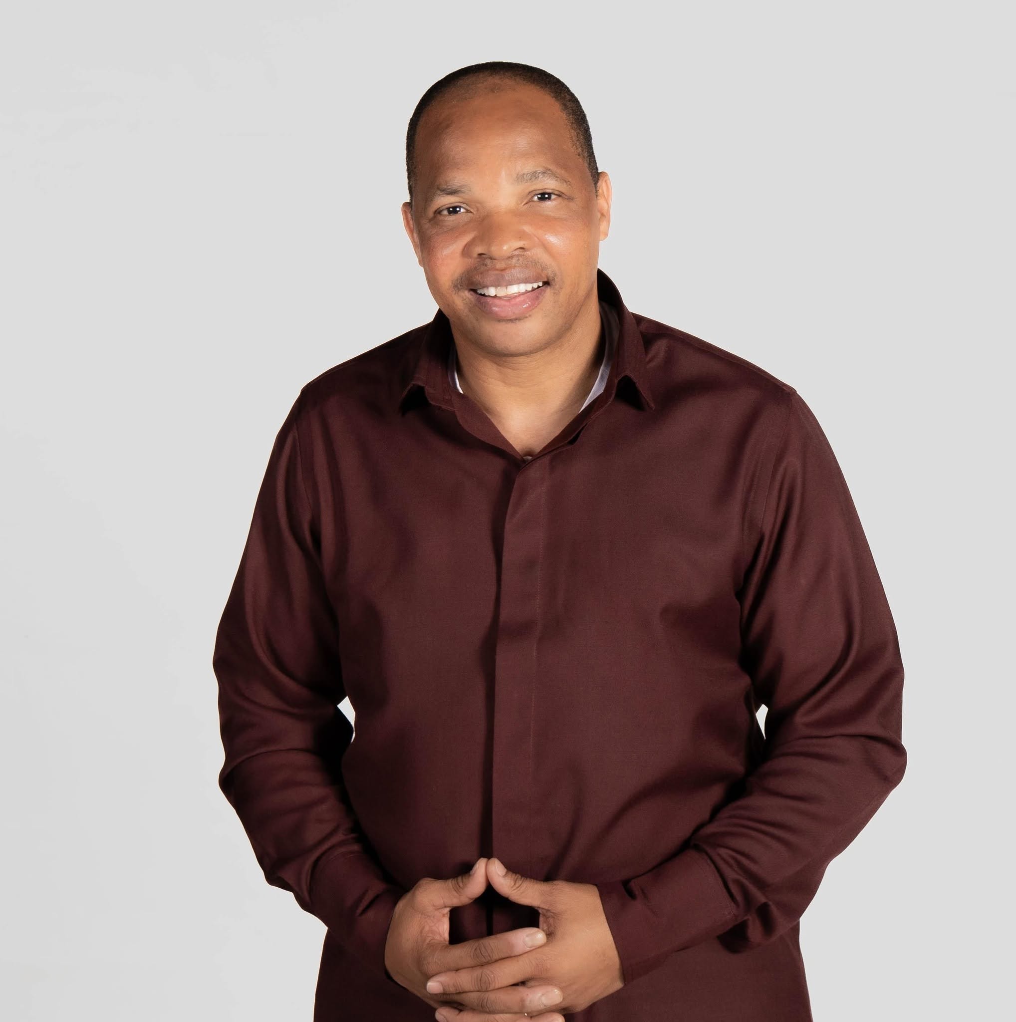 EzikaDalawana seziphune iNqina yokuyozingela umbulali ka Owen Ndlovu
